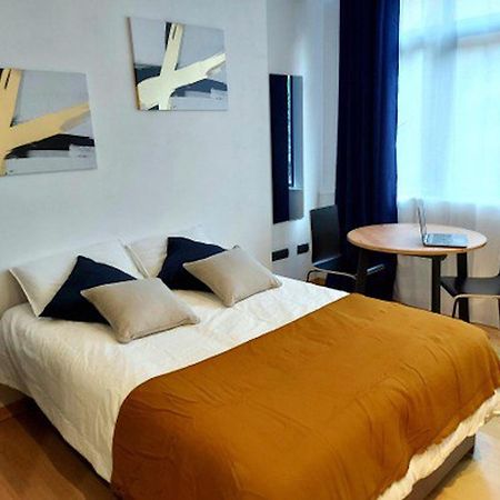 Apartments Holidays2Malaga City Center Exterior photo