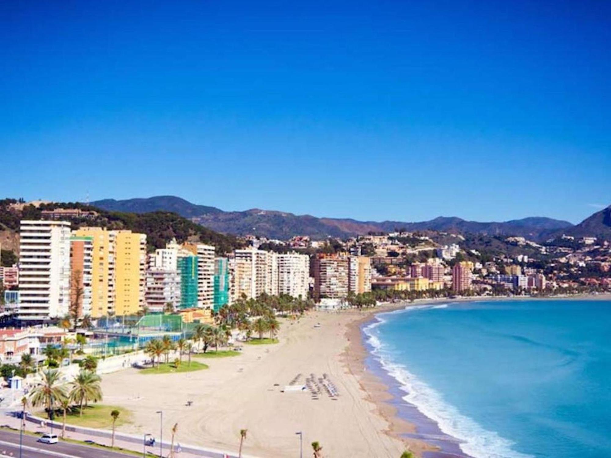 Apartments Holidays2Malaga City Center Exterior photo