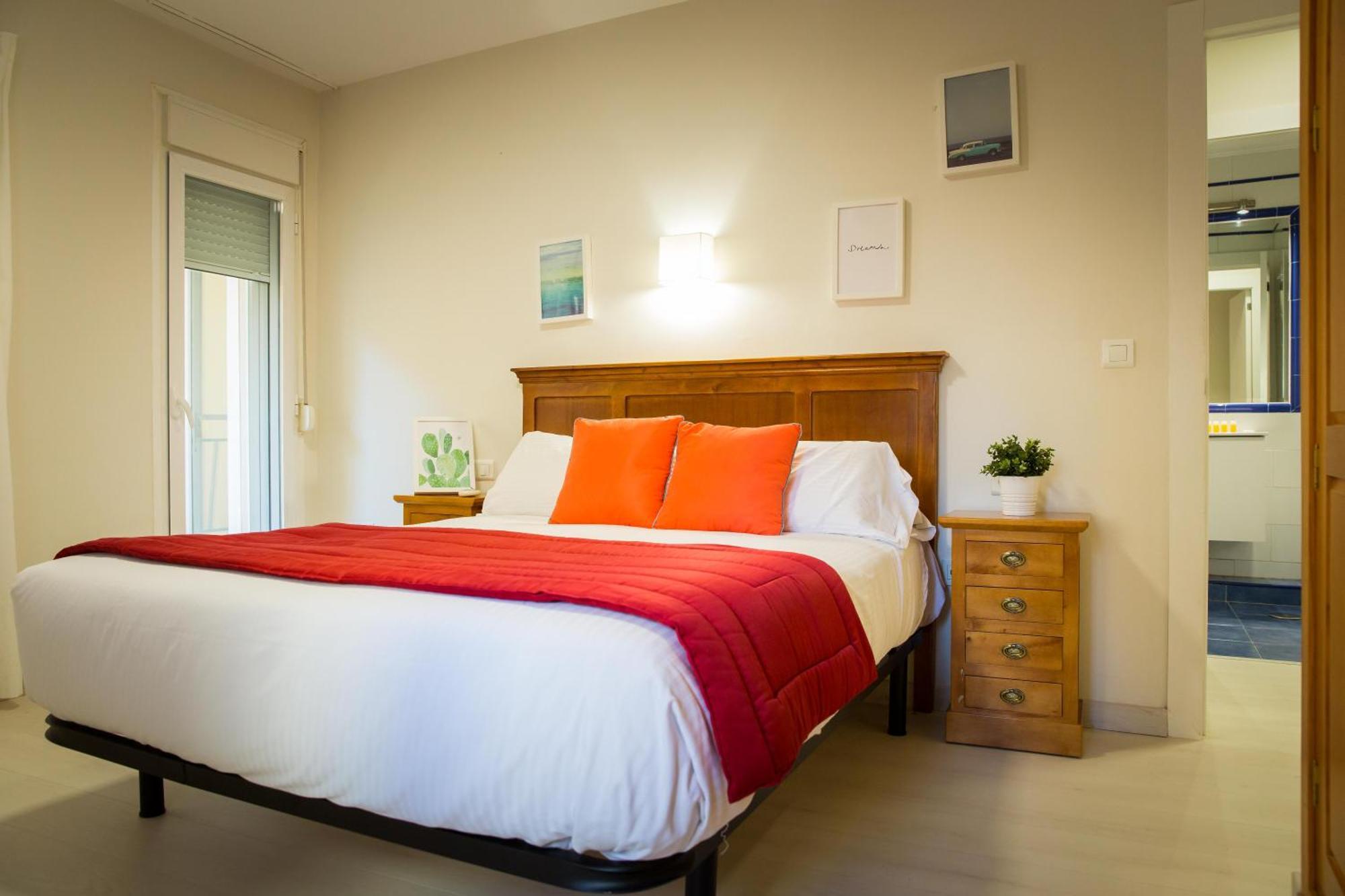 Apartments Holidays2Malaga City Center Exterior photo